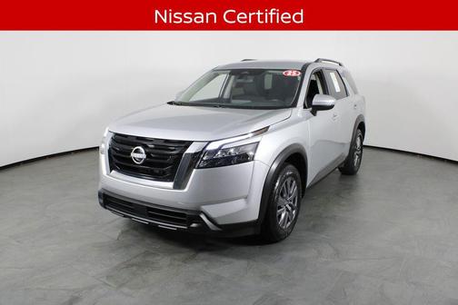 Brilliant Silver Metallic 2025 Nissan Pathfinder SV FWD