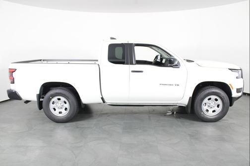 Glacier White 2027 Nissan Frontier S