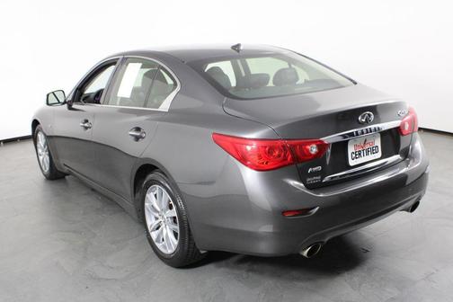 2015 INFINITI Q50 Base