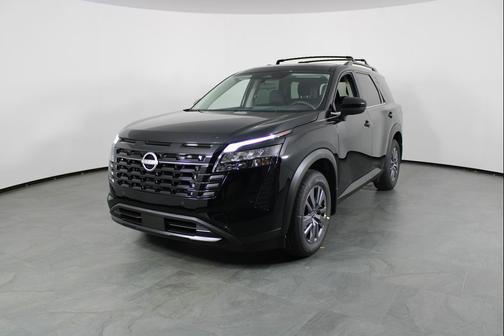 Super Black 2026 Nissan Pathfinder SV