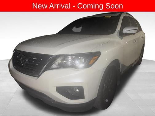 2020 Nissan Pathfinder Platinum 2WD
