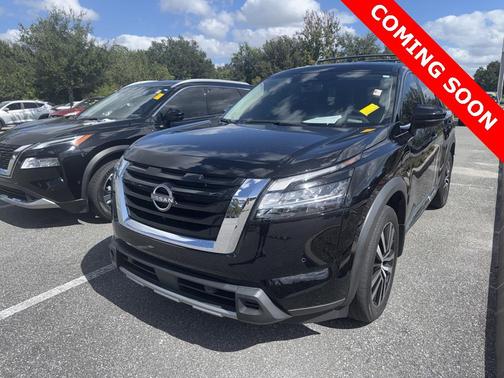 2023 Nissan Pathfinder Platinum 4WD