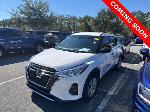 2021 Nissan Kicks S