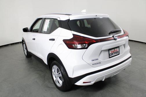 2021 Nissan Kicks S