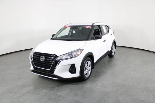 2021 Nissan Kicks S