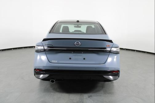 Atlantic Gray Metallic/Super Black 2026 Nissan Sentra SR