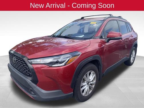 Barcelona Red Metallic 2022 Toyota Corolla Cross LE
