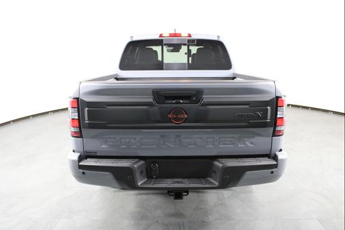 Boulder Gray Pearl 2026 Nissan Frontier PRO-X