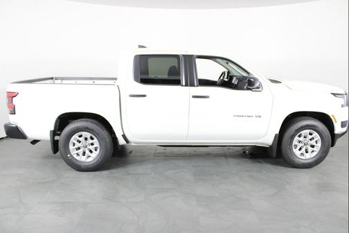 Glacier White 2027 Nissan Frontier S