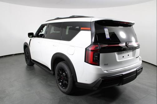 Aspen White Tricoat 2026 Nissan Armada PRO-4X