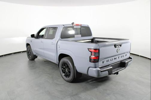 Boulder Gray Pearl 2026 Nissan Frontier SV