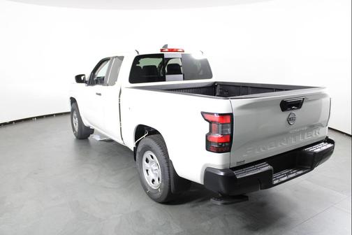 Glacier White 2026 Nissan Frontier S