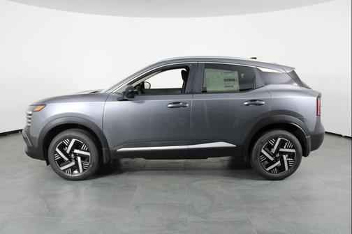 Gun Metallic 2026 Nissan Kicks SV