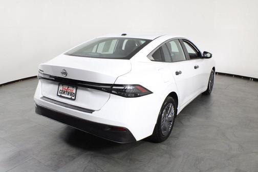 Fresh Powder 2026 Nissan Sentra S