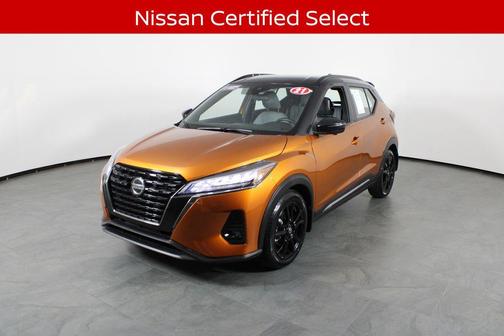 2021 Nissan Kicks SR