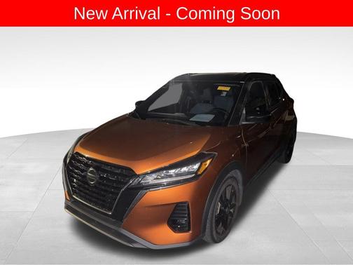 2021 Nissan Kicks SR