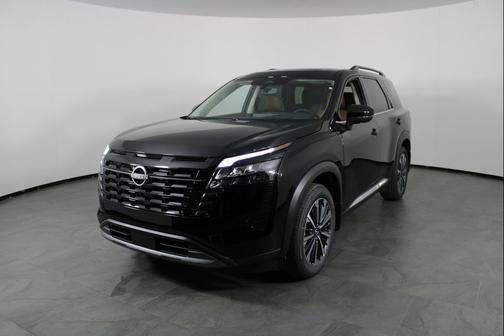 Super Black 2026 Nissan Pathfinder Platinum