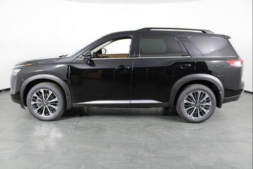 Super Black 2026 Nissan Pathfinder Platinum