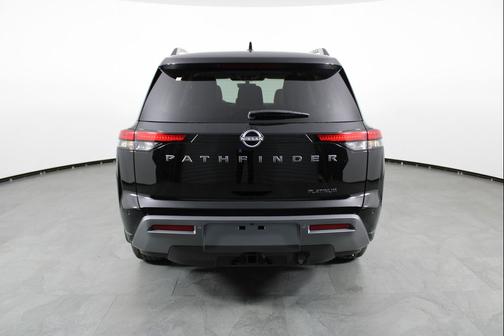 Super Black 2026 Nissan Pathfinder Platinum