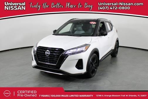 2022 Nissan Kicks SR