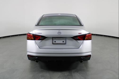 2025 Nissan Altima SR FWD