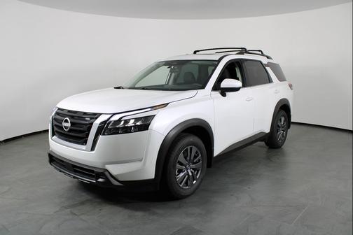 2025 Nissan Pathfinder SV FWD