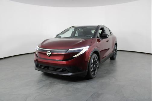 2026 Nissan Leaf PLATINUM+