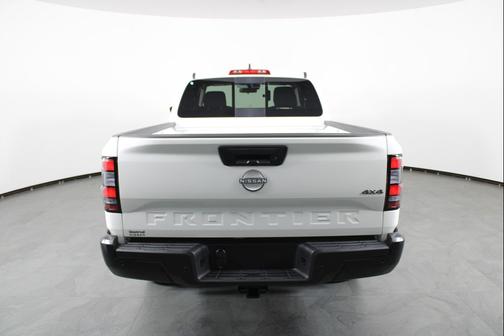 Glacier White 2027 Nissan Frontier S