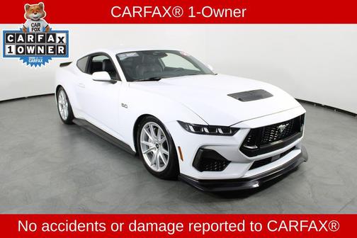 OXFORD WHITE 2024 Ford Mustang GT Premium