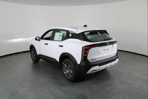 Fresh Powder 2026 Nissan Kicks S