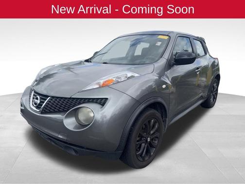 Gun Metallic 2013 Nissan Juke S