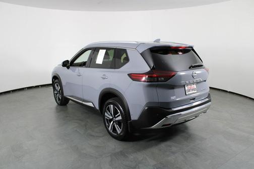 Boulder Gray Pearl 2023 Nissan Rogue Platinum