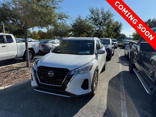 2023 Nissan Kicks SV