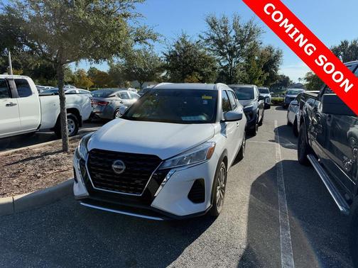 2023 Nissan Kicks SV