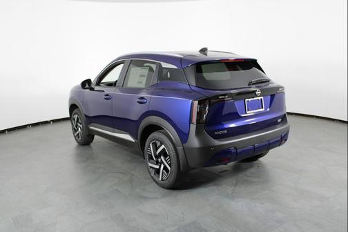 Deep Blue Pearl 2026 Nissan Kicks SV