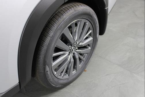 2025 Nissan Pathfinder SL FWD