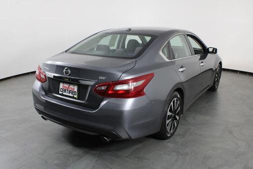 Gun Metallic 2018 Nissan Altima 2.5 SV