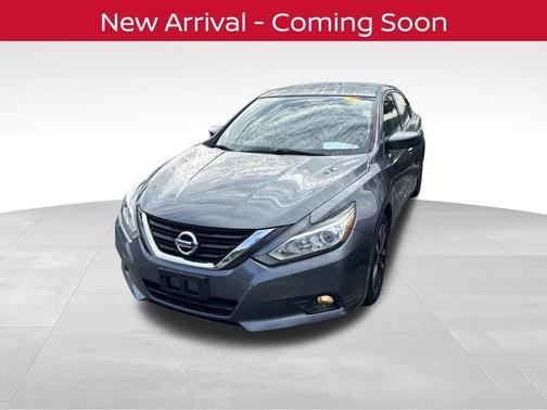 Gun Metallic 2018 Nissan Altima 2.5 SV