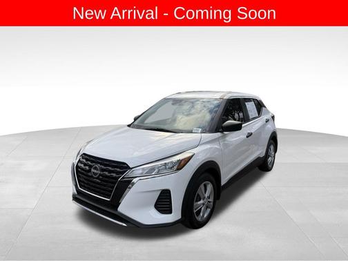 2022 Nissan Kicks S
