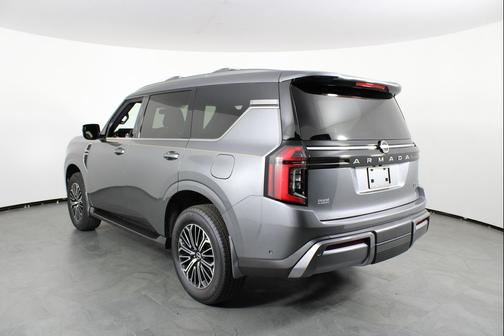 2025 Nissan Armada SL 4WD