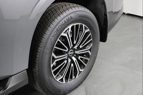 2025 Nissan Armada SL 4WD