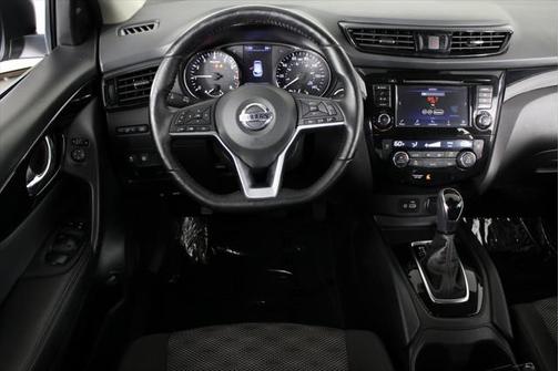 2021 Nissan Rogue Sport SV