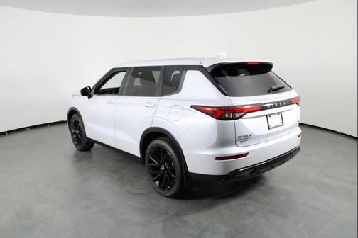 Alpine Frost 2026 Nissan Rogue SL