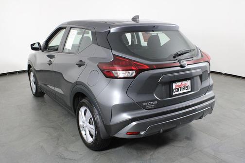 Gun Metallic 2025 Nissan Kicks S