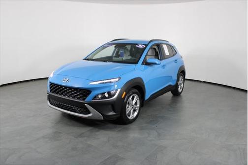 2022 Hyundai KONA SEL