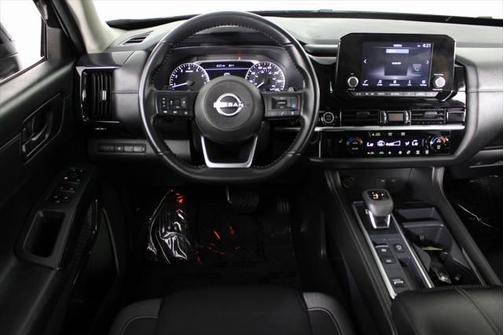 2024 Nissan Pathfinder SV FWD