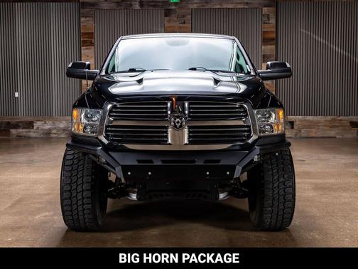 Brilliant Black Crystal Pearlcoat 2017 RAM 1500 Big Horn