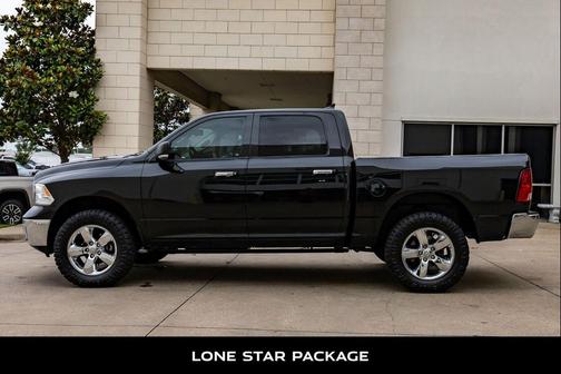 Brilliant Black Crystal Pearlcoat 2017 RAM 1500 Lone Star
