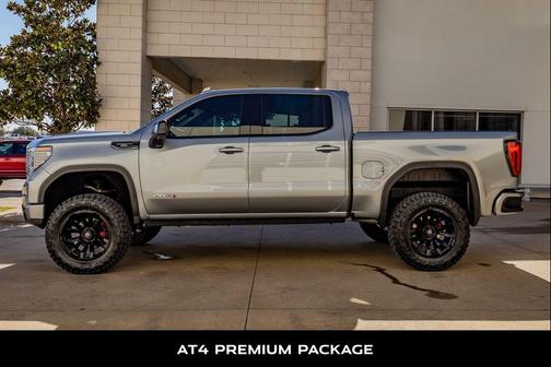 2023 GMC Sierra 1500 AT4