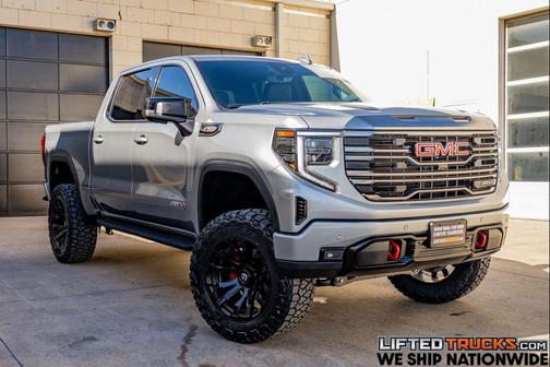 2023 GMC Sierra 1500 AT4